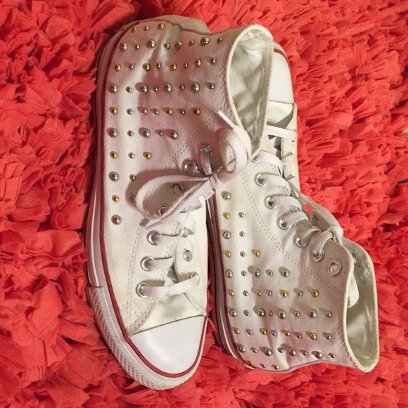 Converse - Picture 2 of 5